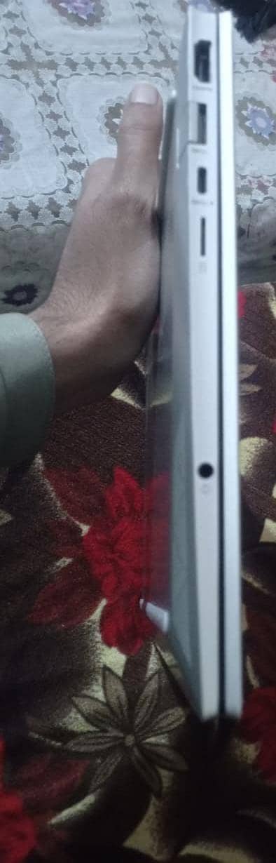 hp pavilion i3 11th Gen with finger lock