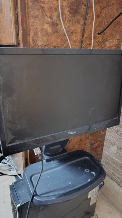 HP BRANDED COMPUTER WITH LED FOR SALE