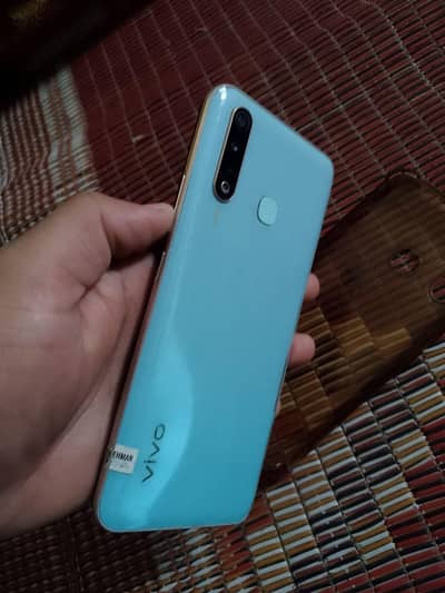 Vivo y19