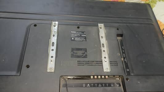 42Haier LED tv for sale