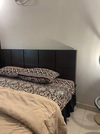 Dark Brown Wooden Bedroom Set