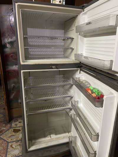 Dawlance used fridge for sale