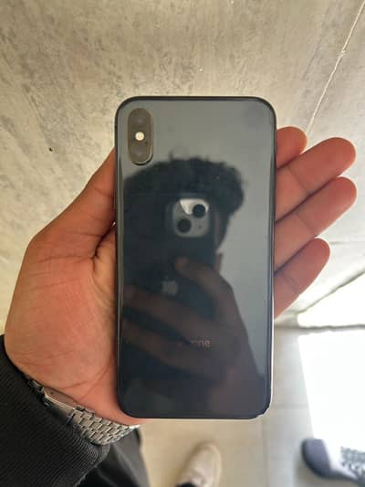 Iphone X 256gb with box and charger.