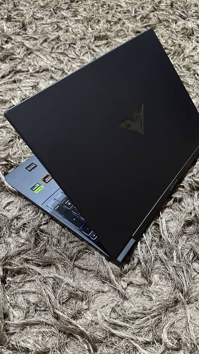 Hp Victus 15 Ryzen 7 RTX 4060