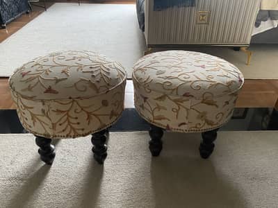 Stools / Stool Set