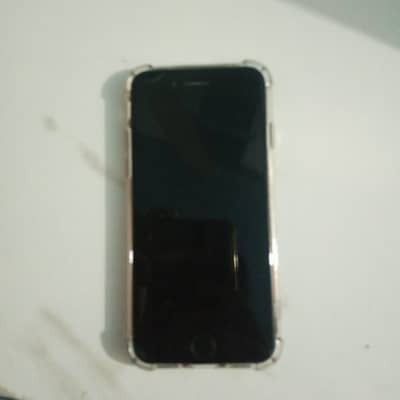 IPhone 7 good condition. price is negotaible