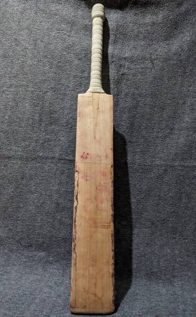 MB MALIK CRICKET BAT