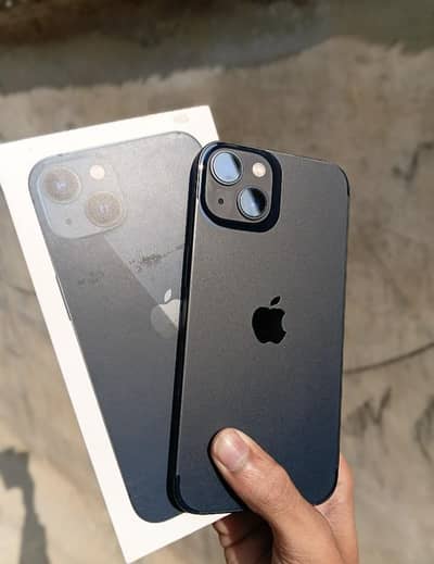 Iphone 13 jv, 128 gb 98% battery with complete box under warranty