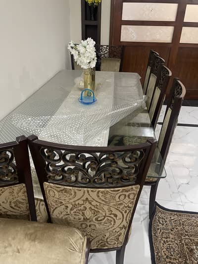 Dinning table