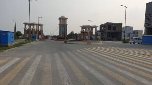 Arjant plot for sale Model city 2 mene satyana Rood fasialabad