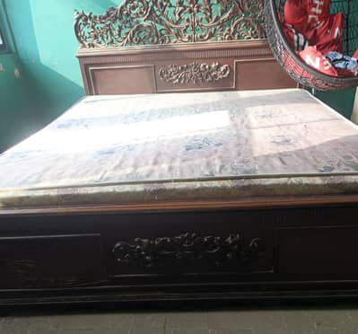 king size bed with gadda