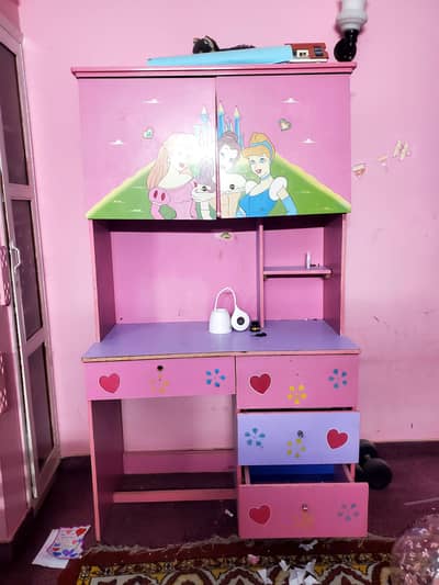 Kids study table
