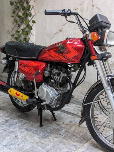 Honda CG 125 model 2021 good condition pack engine