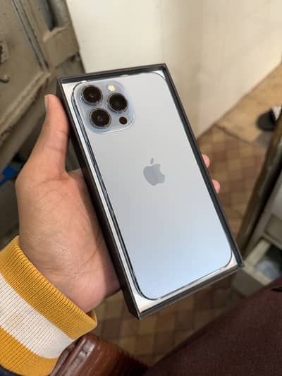 iphon 13 pro max 256 sierra blue
