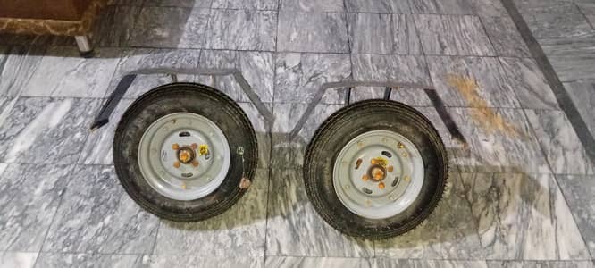 Supporting Tyres for Balence