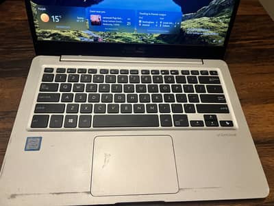 ASUS Laptop 8 gen i5