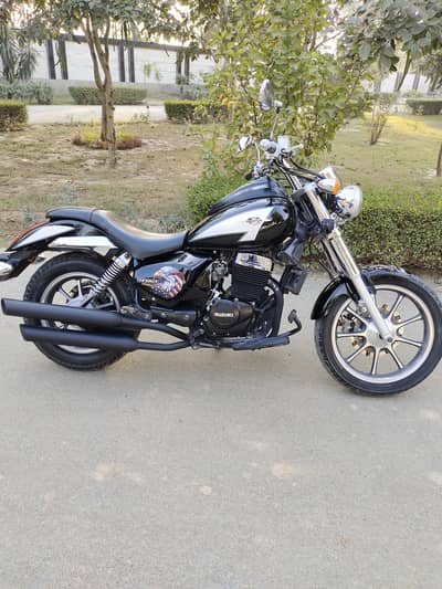 Suzuki boulevard 400cc cruiser bike