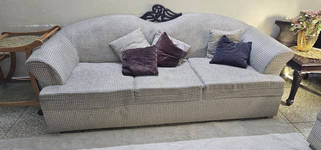 3+2+1 Sofa Set in Good Condition 03390113533