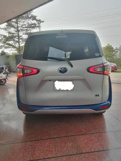 Toyota Sienta G