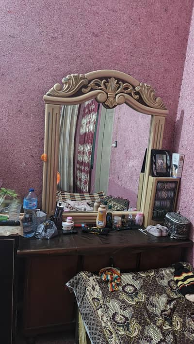 dressing table diqo paint