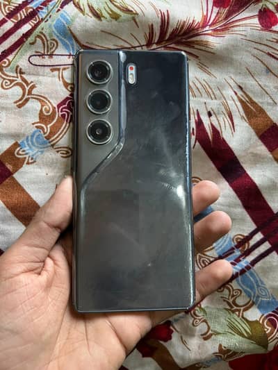 Tecno camon 40 pro 8/256