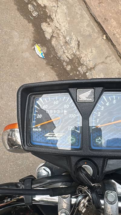 Honda 125 2025 model black Clr