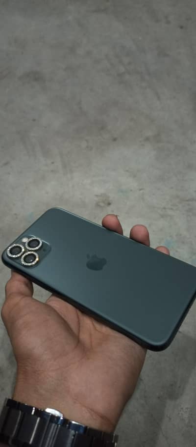 IPHONE 11 PRO
