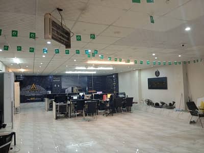 2000 Sqft 1st Floor For Rent Near Canal Road Lahore