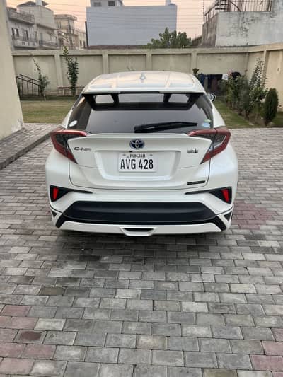 Toyota CHR G LED Full option 19/24