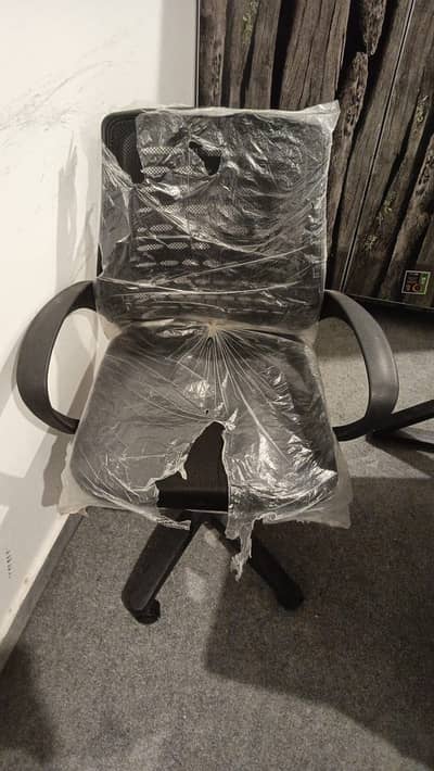 1 pic office chair
