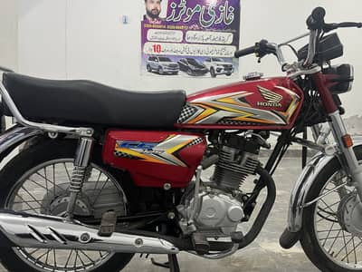 Honda 125 2025 10/10