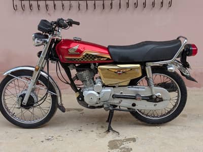 Honda 125 self start ( 2024) Karachi number