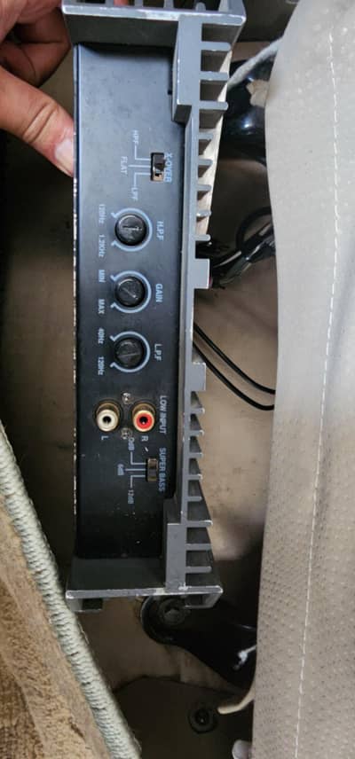 Amplifer for sale 2 channel, branded