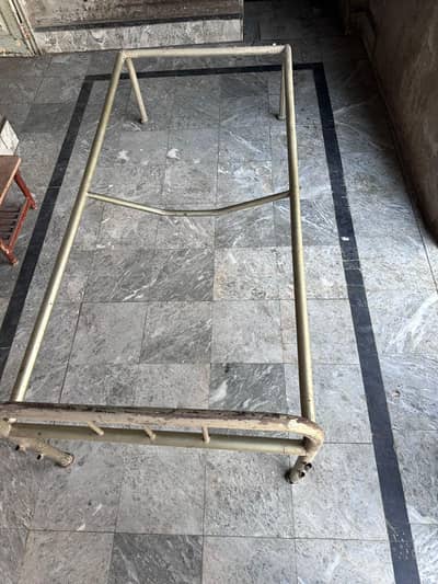 2 iron charpai for sale condition achi ha