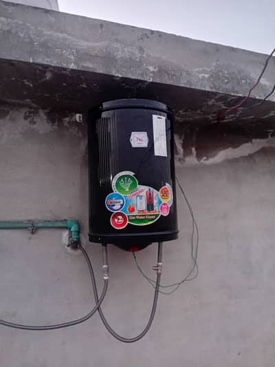 Geyser for sale total new