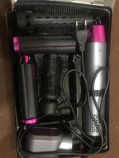 Hair dryer 5 in 1