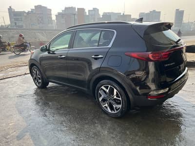 First owner total geniuine scratchless