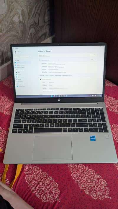 13th Gen Intel Core i5-1334, Windows 11 Pro (64-bit), 8 GB RAM, Intel