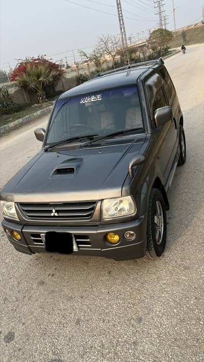 Pajero Mini 2001