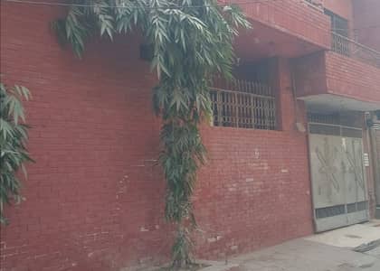 A House Of 8 Marla In Rs. 21000000