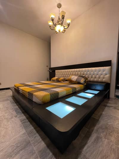 Kind size bed set with side tables and dresser