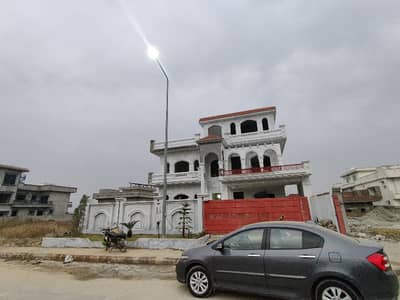 1 Kanal Double Storey Gray Structure For Sale