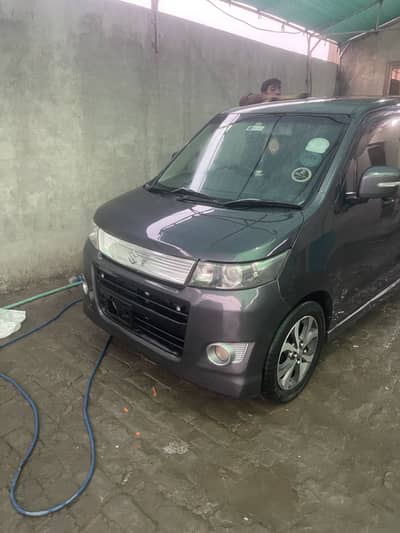 i m selling wagon R stringrey push start 12/15 ha 15 ka nmbr lga ha