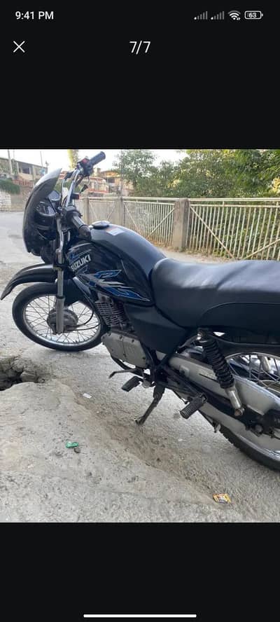 GS 150 2017 model Lahore nmbr