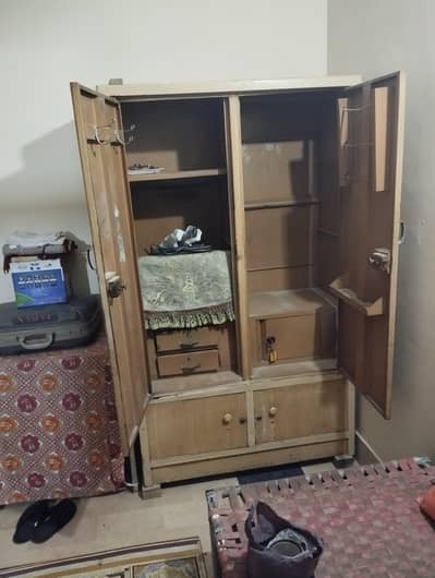 iron Almari for sale