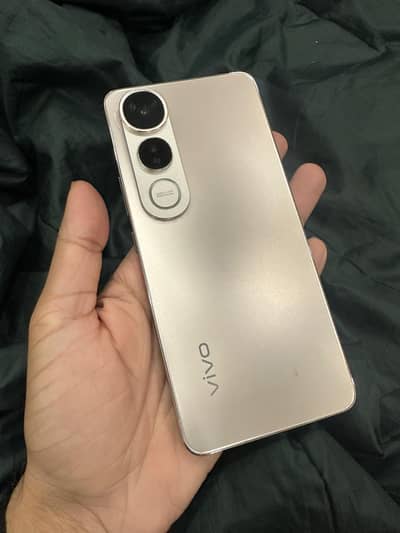 vivo v 50 lite