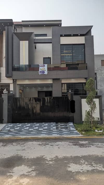5 Marla Brand New House For Sale Direct Meeting With Owner In Parkview City Lahore