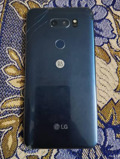 LG V30 THINQ