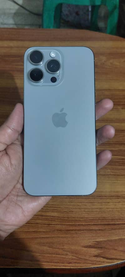 IPHONE 15 PRO MAX (SIM LOCKED)