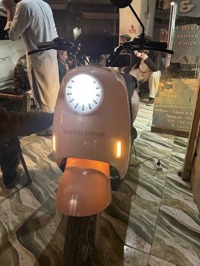 Cherry roadking electric bike for sale